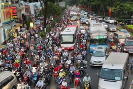 Xây đường mới giải cứu Tân Sơn Nhất