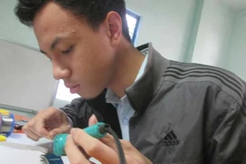 ‘Đôi mắt thần kỳ’ của đôi bạn thân