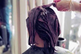 Nhuộm tóc có thể ung thư vú