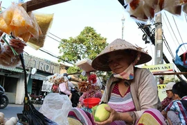 Tình người trên đất Sài Gòn