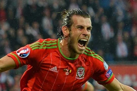 Ireland - Xứ Wales: Ngang tài cân sức
