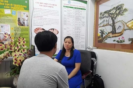 Quận 2: Khám phá tâm bệnh, chữa không cần thuốc