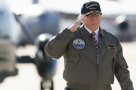 Lo ngại một chính phủ Trump ‘nhuốm mùi thuốc súng’