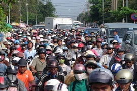 ‘Công và tội’ của xe máy
