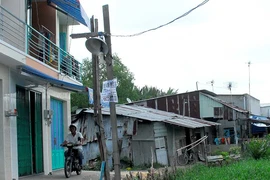 Nhà không giấy tờ cũng… đắt như tôm tươi!