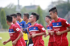 HLV Hữu Thắng và canh bạc HA Gia Lai áp đảo đội U-22