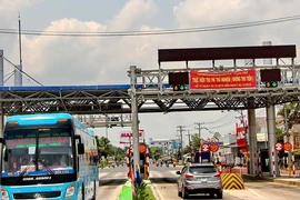 Tổng cục Đường bộ đề xuất siết quản lý thu phí trạm BOT