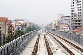 Đường ray Cát Linh - Hà Đông chưa khai thác đã gỉ sét