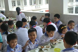 Phần mềm xây dựng thực đơn bữa ăn bán trú