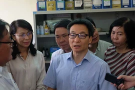 Y tế đừng vì lợi nhuận mà quên trách nhiệm với dân!