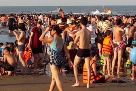 Nắng nóng phá vỡ kỷ lục 45 năm qua