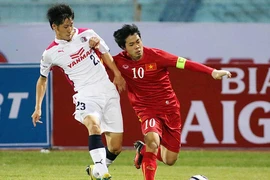 Khổ như Công Phượng!