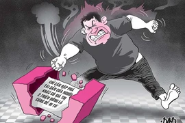 Nóng giận đập đồ người khác, đi tù như chơi!
