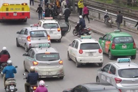 Chia taxi theo vùng là hạ sách!