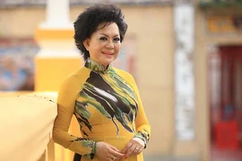 Danh ca Giao Linh tạm nghỉ hát vì nhồi máu cơ tim