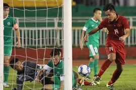 Cầu thủ U-23 sút kém và tử huyệt ở hàng thủ