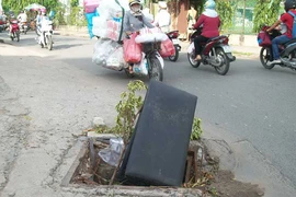 Hố ga nguy hiểm 
