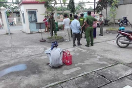 Con quyết đưa cha vào tù: Vì đâu nên nỗi?