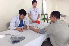 Tuổi nào cũng cần khám sức khỏe định kỳ