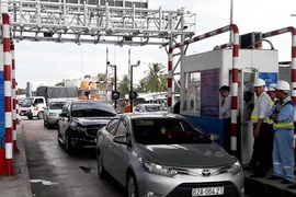 Trạm thu phí Cai Lậy: Chờ Chính phủ lên tiếng
