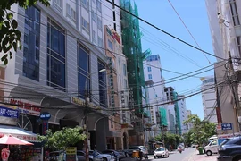 Đà Nẵng: Khách sạn bùng nổ, hạ tầng đuối sức