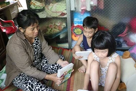 Lời ‘cầu cứu’ cho cháu được đi học