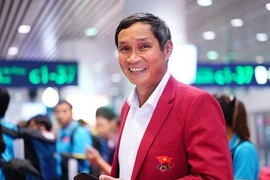 Ông Mai Đức Chung giải vây cho VFF