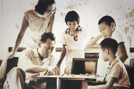 Sóng gió hậu duệ gia đình Lý Quang Diệu