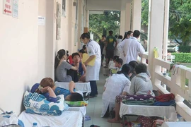 Tiếp tục quá tải trẻ mắc bệnh hô hấp