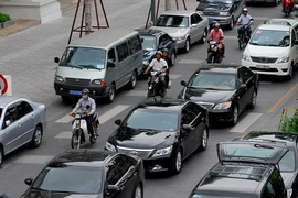 Từ 2020, thu phí ô tô vào trung tâm TP.HCM
