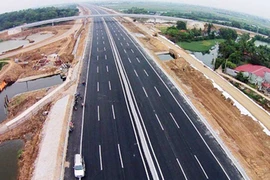 Chính phủ: Đầu tư cao tốc Bắc-Nam là cấp bách!