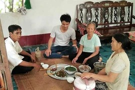 Người lái máy cày gây tai nạn được tự do
