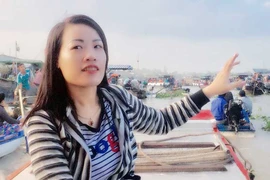 Chặn xuất cảnh: Công an có lạm quyền?!