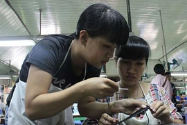 Lương hưu và chuyện nước đến chân mới… lùi!