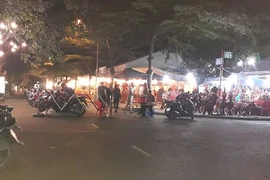 Chọn địa điểm gây phiền, hội chợ bị phản ứng