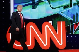 Báo, đài Mỹ và tin tức giả mạo về Tổng thống Trump