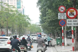 Bất ngờ vì Uber, Grab bị cấm vào trung tâm