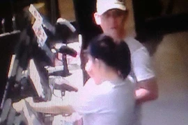 Không trả iPhone bỏ quên trong tiệm McDonald’s