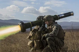 Nga tố Ukraine đang sở hữu vũ khí sát thương Mỹ
