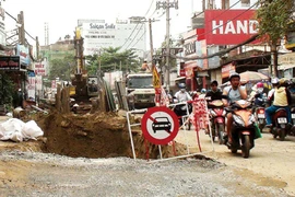 Hà Nội cấm đào đường để chống ùn tắc dịp Tết
