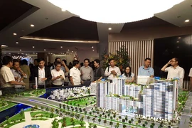 Siết vay vốn để chặn bong bóng nhà, đất