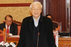 Các địa phương đến trung ương chúc tết giảm mạnh