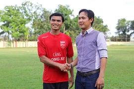 Tướng trẻ đọ sức ở V-League