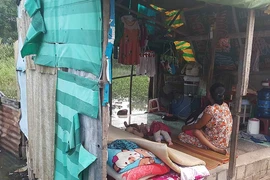 Con không bị nhiễm HIV, con muốn đi học