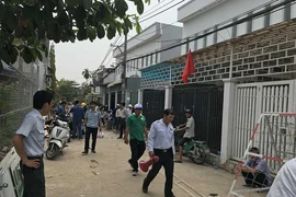 Cưỡng chế nhiều nhà xây sai phép ở quận 7