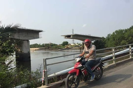  ‘Đoạn trường’ xây cầu, kè Phước Lộc