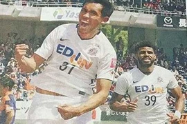 Khi cầu thủ Thái Lan làm mưa làm gió ở giải nhà nghề Nhật