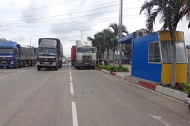 Tìm lối ra cho trạm cân hàng chục tỉ đồng