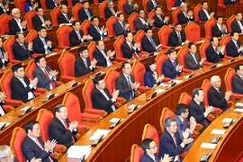Hội nghị Trung ương 7: Đề án cán bộ có gì mới?