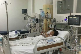 2 bé dại dột uống thuốc diệt cỏ vì bị nghi ăn cắp